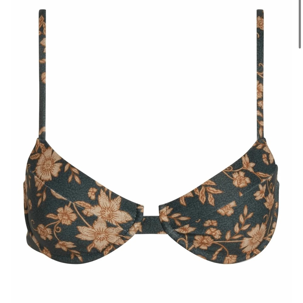 Stylish Black and White Women's Bikini Set - Picture 6 of 6